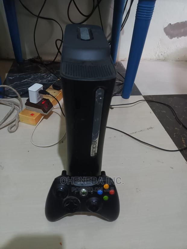 Pre-Owned Xbox360 Standard Console for Sale photo 2