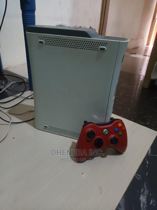 Pre-Owned Xbox360 Standard Console for Sale photo 3