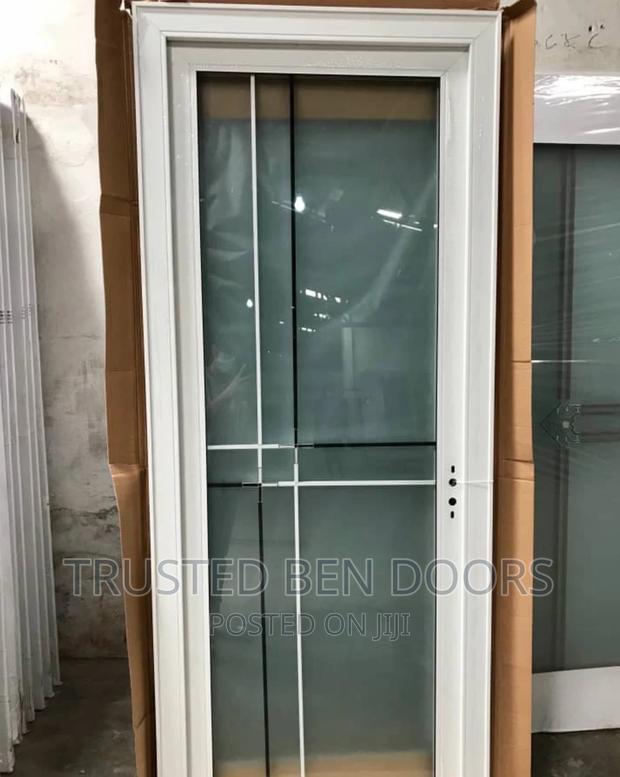Paladin Glass Washroom Doors With Frames Keys · Photo 4