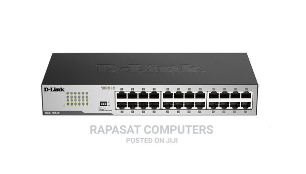D-Link DGS-1024d 24-Port Gigabit Unmanaged Desktop Switch · Photo 2