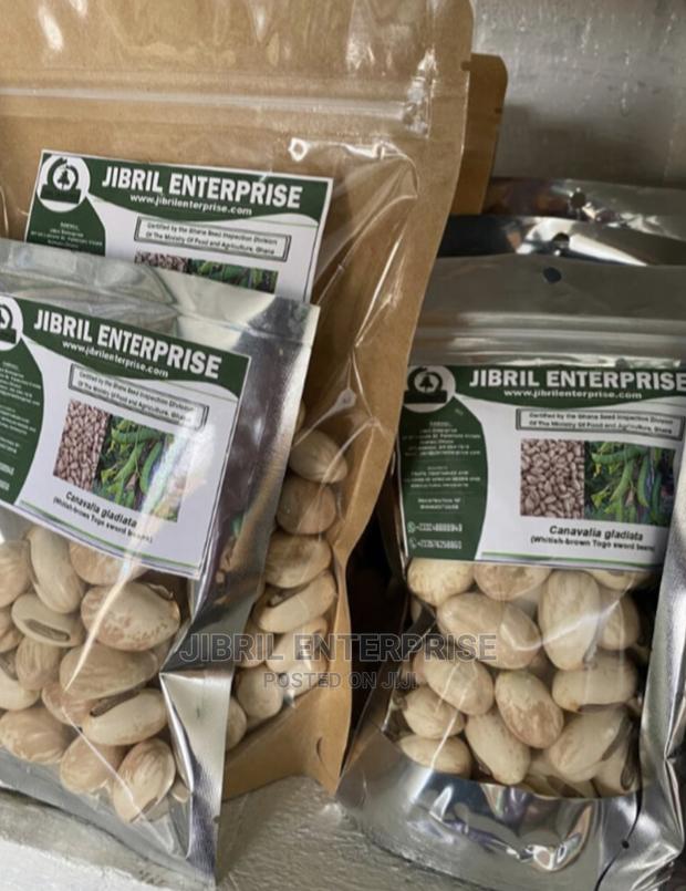 Whitish Sword Beans (Canavalia Gladiata) · Photo 4
