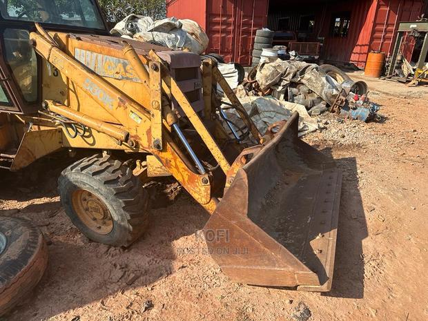 Backhoe - Case 4x4 Backhoe photo 8