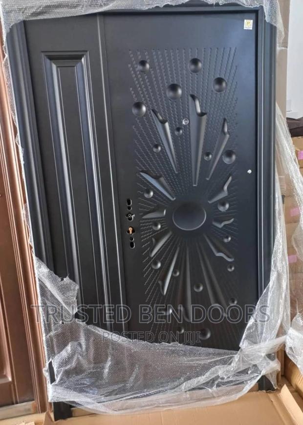 Paladin One_ _half Doors [Single+Many Colors+Designs] · Photo 2