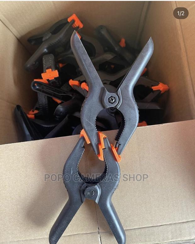 Pegs for Backdrops · Photo 2