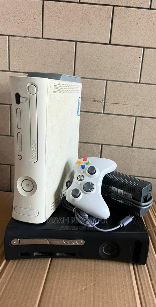 Xbox 360 Console · Photo 4
