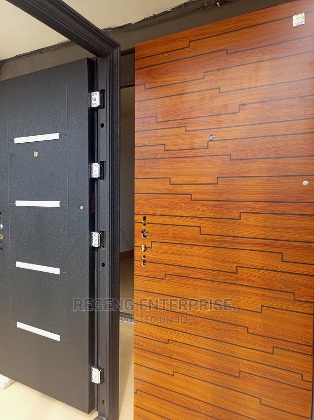 Single Paladin Security Door · Photo 2