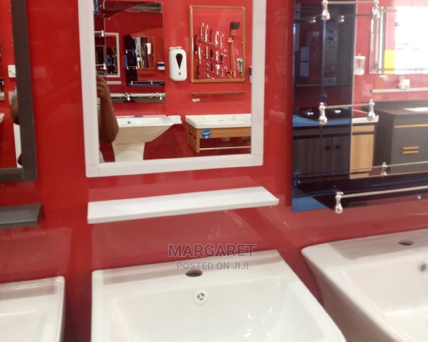 Mirror and Wash Hand Basin · Photo 3