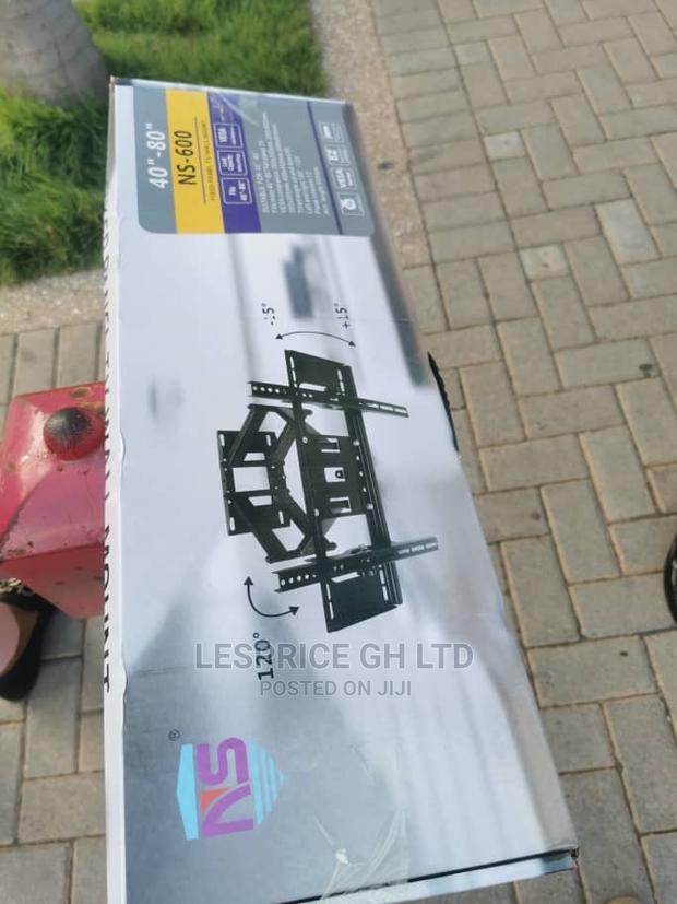 TV Wall Bracket > Movement · Photo 2
