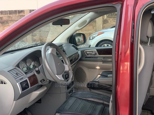 Chrysler Town Country-7 Seater for Rental photo 9