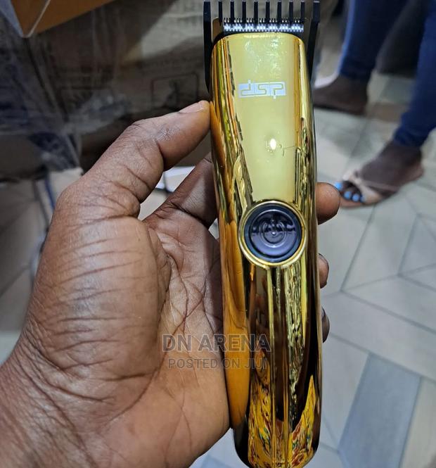 Professional Hair Clipper Rechargeable · Photo 4