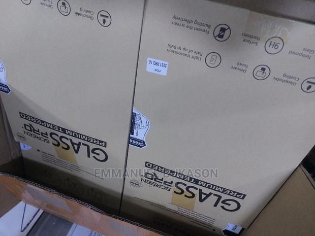 Pro 16inch Screen Protector · Photo 2