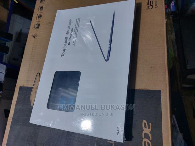 Macbook Air M · Photo 4