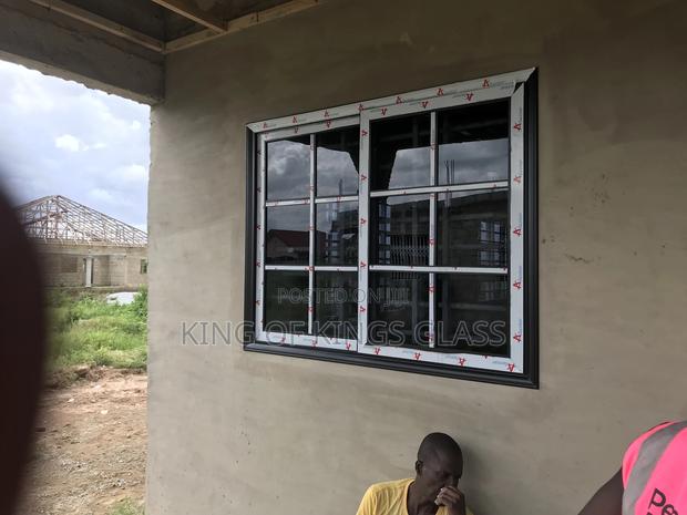 Division Windows · Photo 4