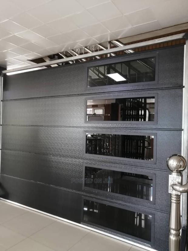 Ultra Modern Design Automatic Garage Doors