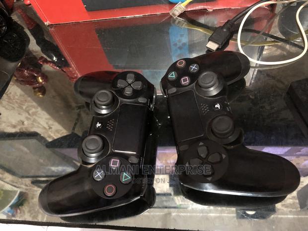 Homeused Ps4 Controllers photo 3