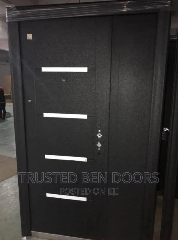 Paladin One And Half Design Doors [Single+Double Door] · Photo 2