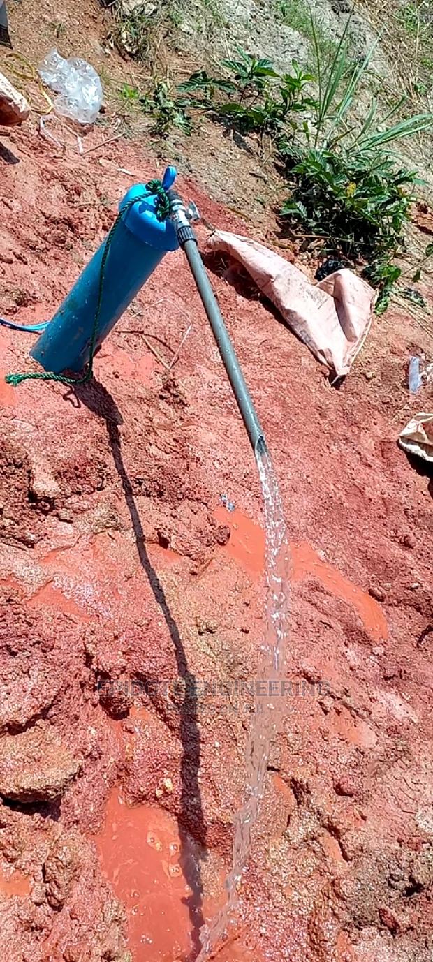 Small Machine Water Borehole Drilling at Kronom · Photo 4