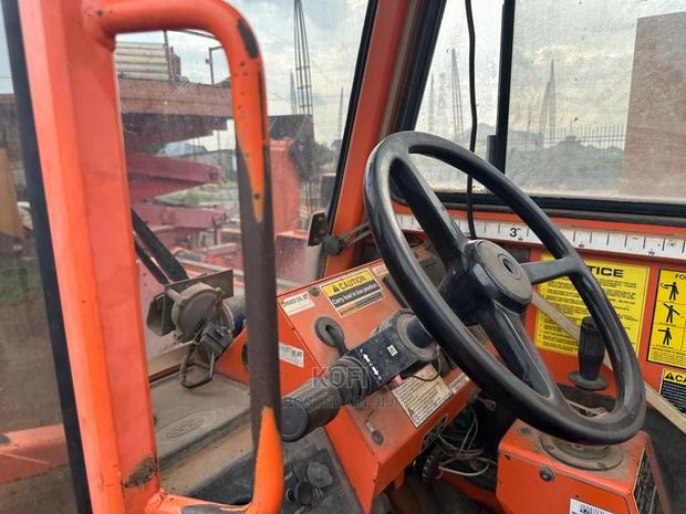 Telehandler Forklift photo 6