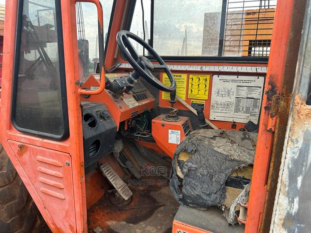 Telehandler Forklift photo 16