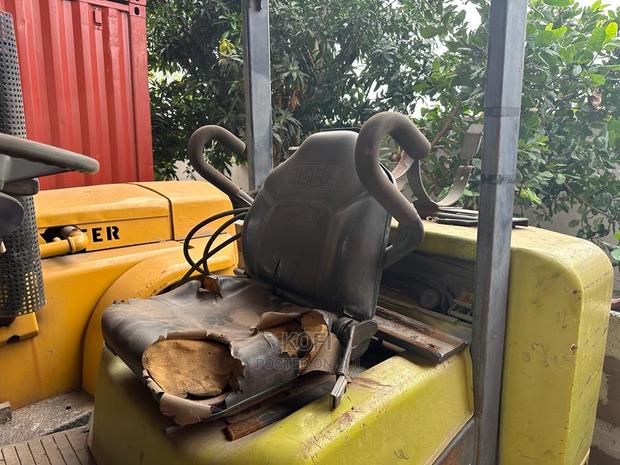 Forklift - 10,000 Lb Capacity Forklift photo 4