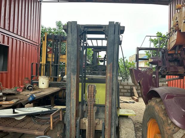 Forklift - 10,000 Lb Capacity Forklift photo 7