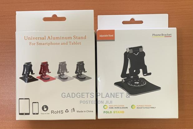 Universal Aluminum 360° Swivel Stand for Phones and Tablets · Photo 4