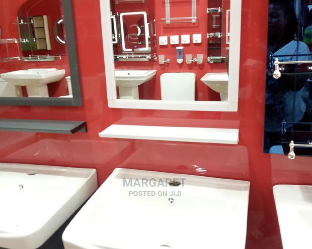 Wash Hand Basin and Mirror (Complete) · Photo 4