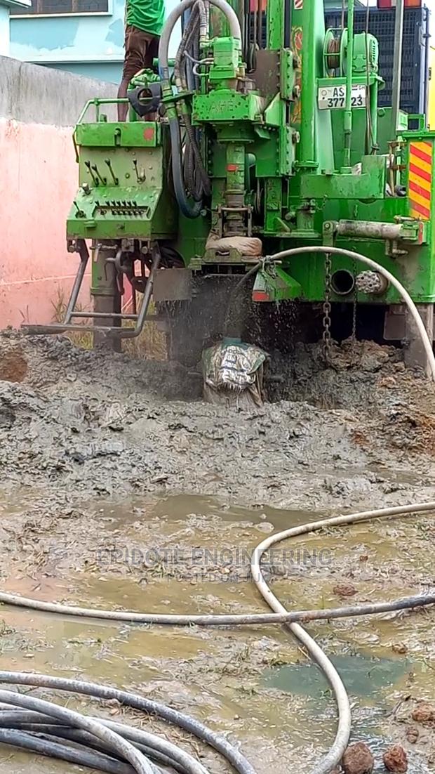Water Borehole Drilling at Brofoyeduru · Photo 2