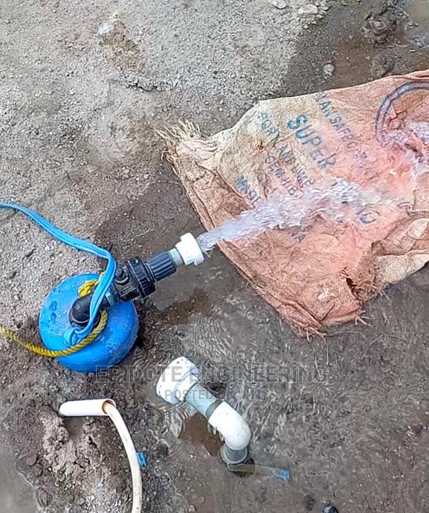 Water Borehole Drilling at Brofoyeduru · Photo 3