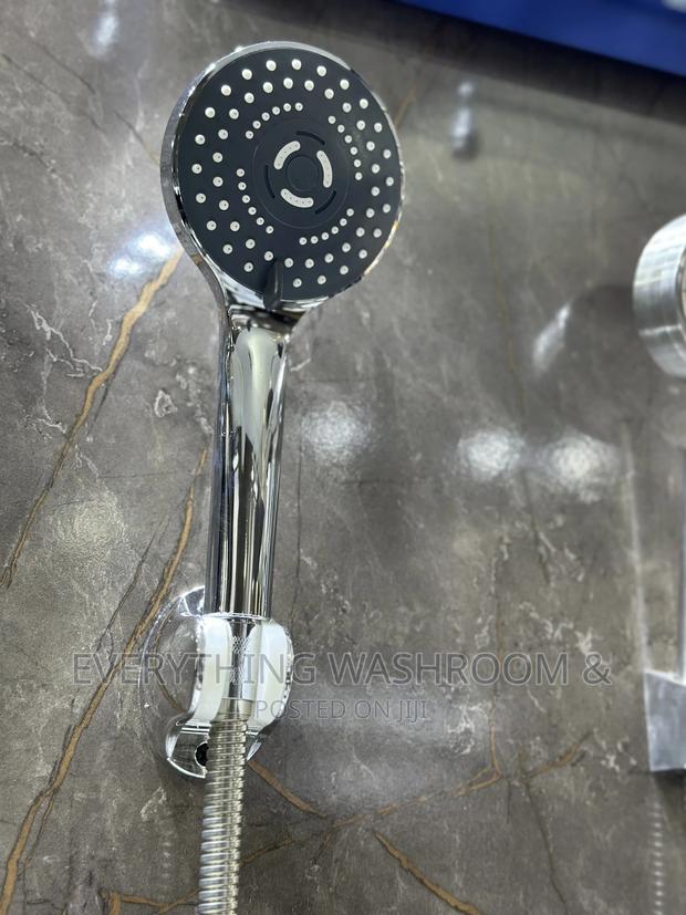 Stainless Shower Mixer Set 2 in 1 · Photo 4