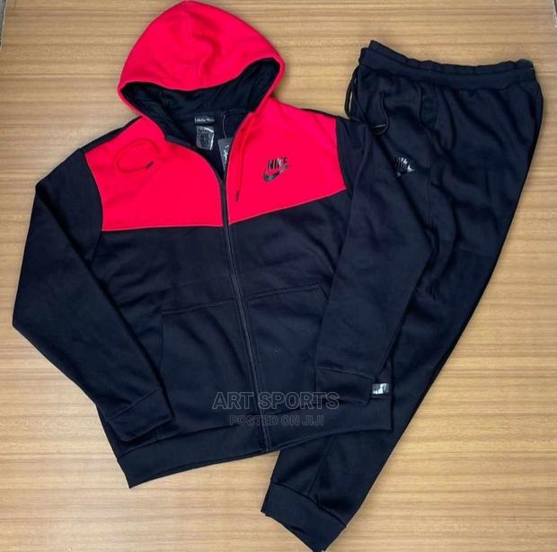 Nike Hoodie Set · Photo 3