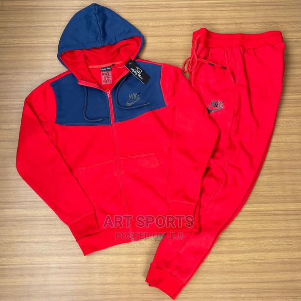 Nike Hoodie Set · Photo 4