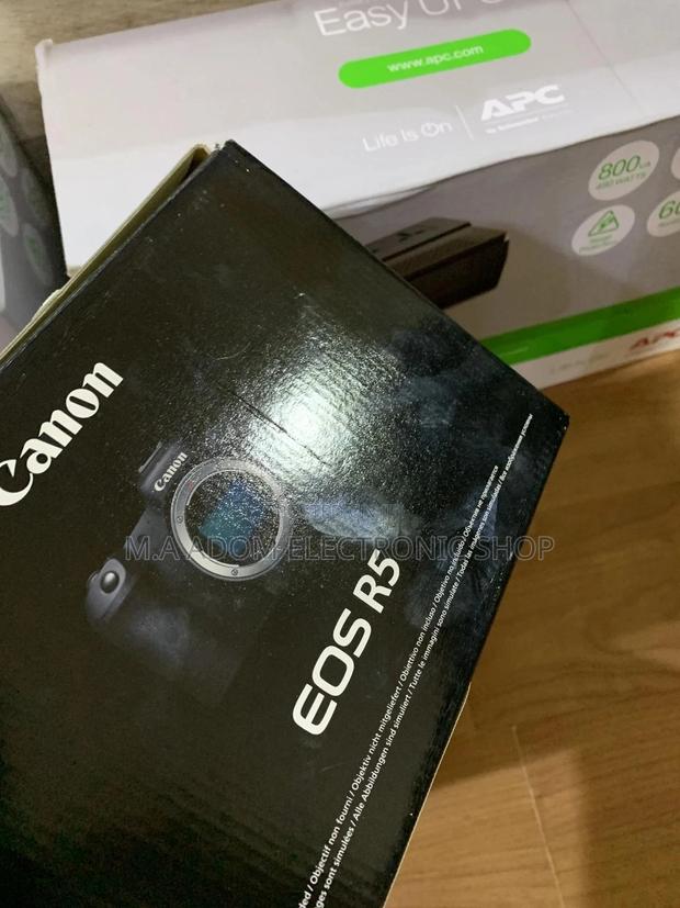 Canon Eos R5 UHD Bluetooth Wi-Fi Mirrorless Display Camer · Photo 2