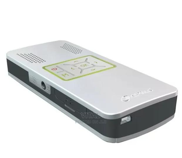 Pocket Projector /Aiptek Pocket Cinema V10 photo 4