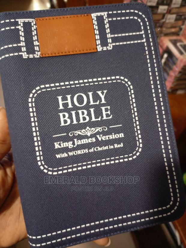 Cloth Zipper Bible King James Version · Photo 1