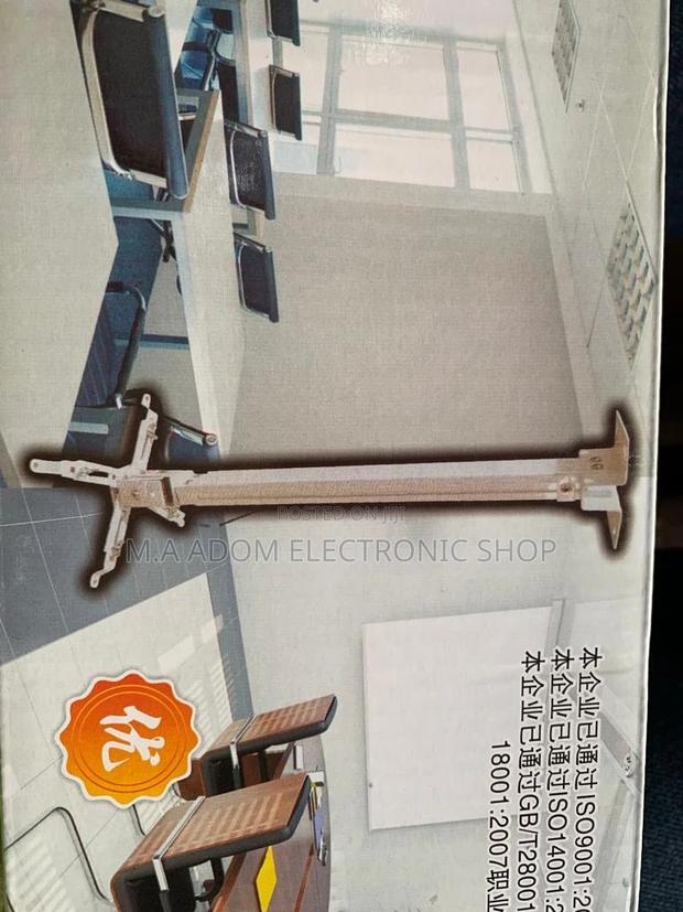 Perfect Projector Mount · Photo 2