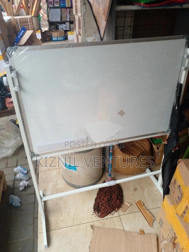 White Board 90cmx60cm + Standing Wheel photo 3