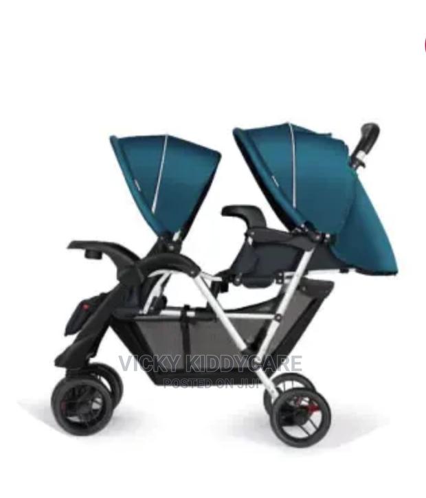 Double Twin Stroller · Photo 4