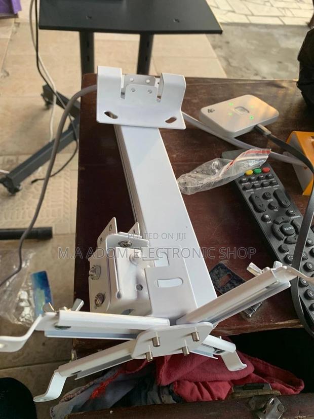 Zealous Universal Projector Ceiling Mount 360 · Photo 2