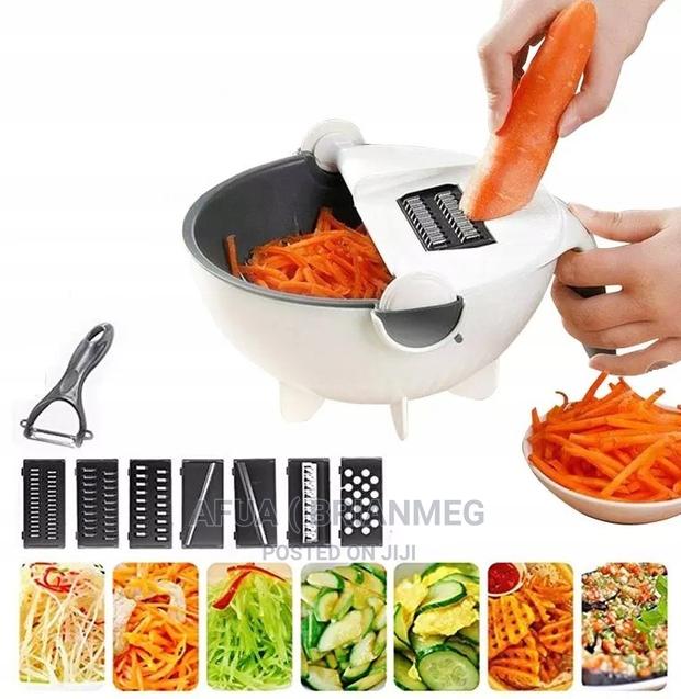Multipurpose Slicer and Colander · Photo 3