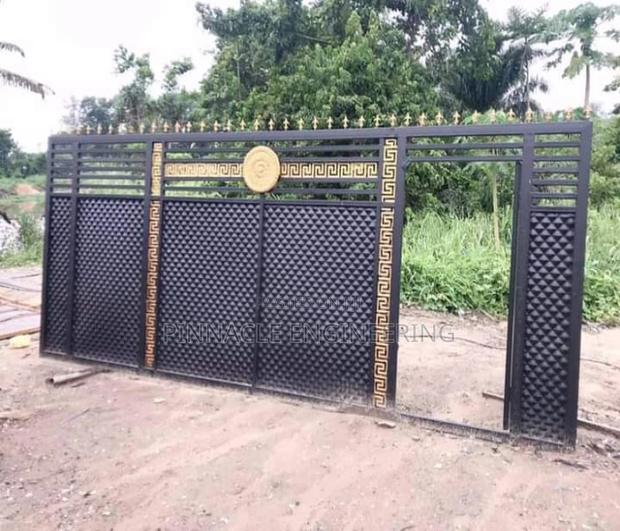 Main Entrance Gate/Metal Gate/Black Gate