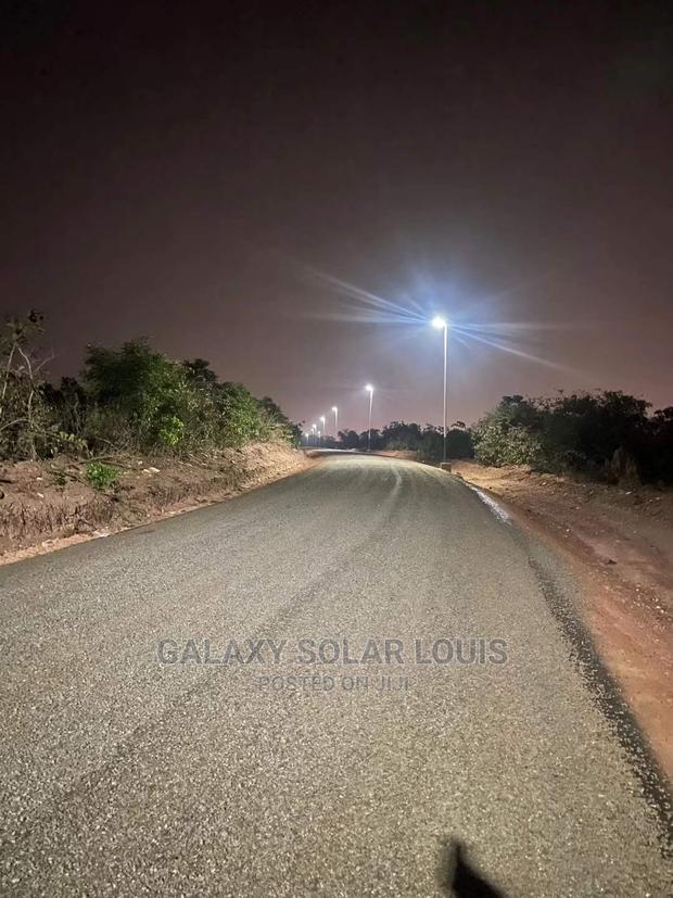60W All In One Solar Street Light Solar Compound Light photo 3