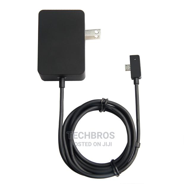Microsoft Surface 3 Charger · Photo 3