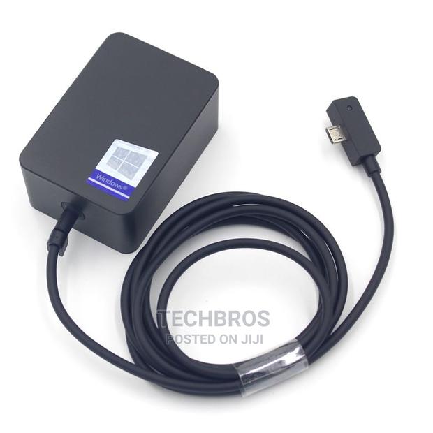 Microsoft Surface 3 Charger · Photo 4