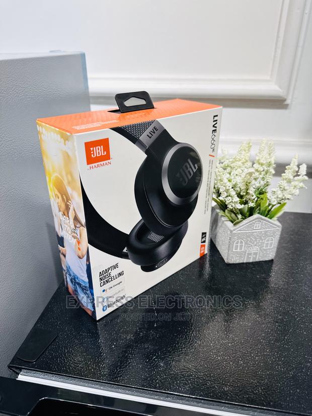 JBL Live 660 Quality Headphones · Photo 2