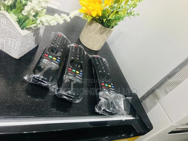 Fresh in Box Lg Smart Remote Mr22gn 2022 · Photo 2