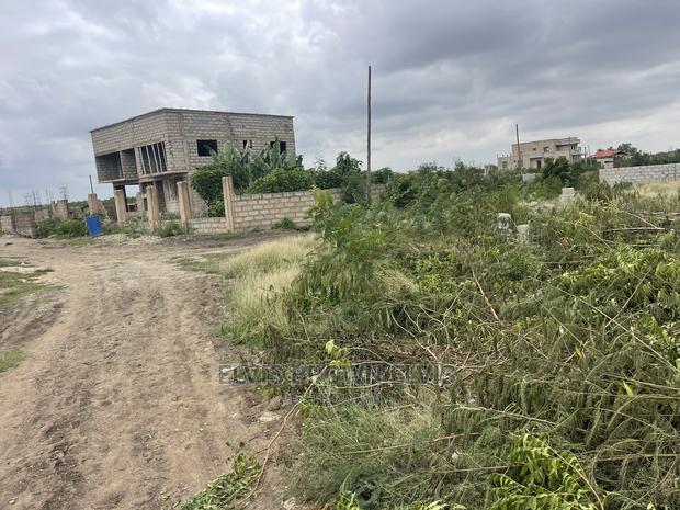 Buy a Plot of Land or Swap Your Car With the Land · Photo 3
