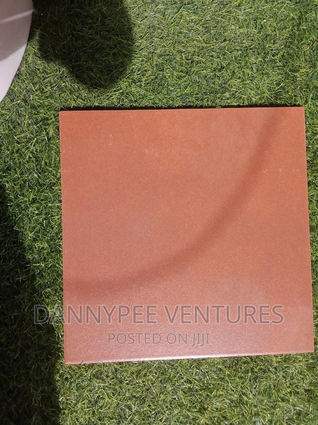 Made in Ghana Compound Terracotta Floor Tiles · Photo 2