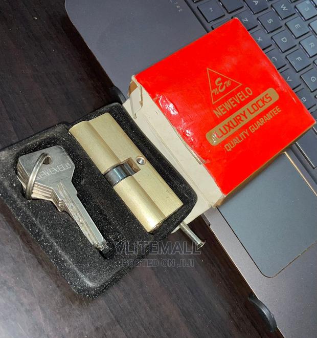 Newevelo Cylinder Door Lock · Photo 4
