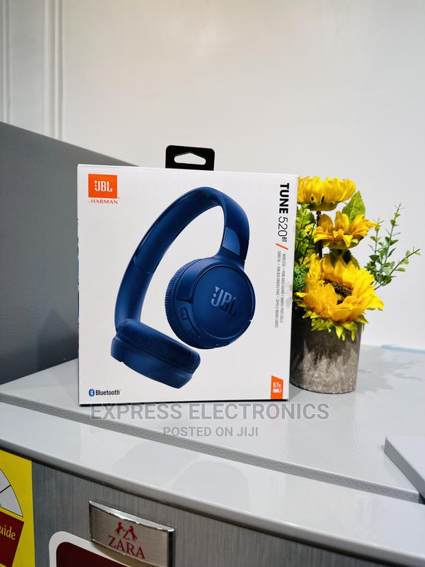 Crisper Sound Quality JBL Tune 520 Headphones · Photo 2